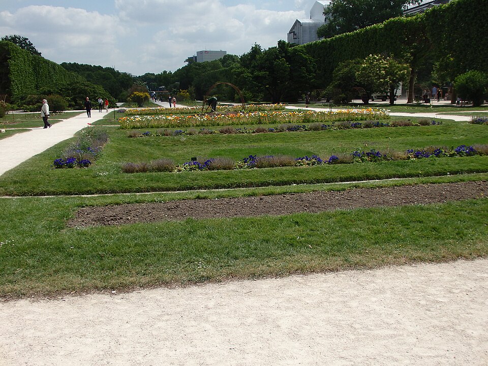 A photograph of Jardin des plantes