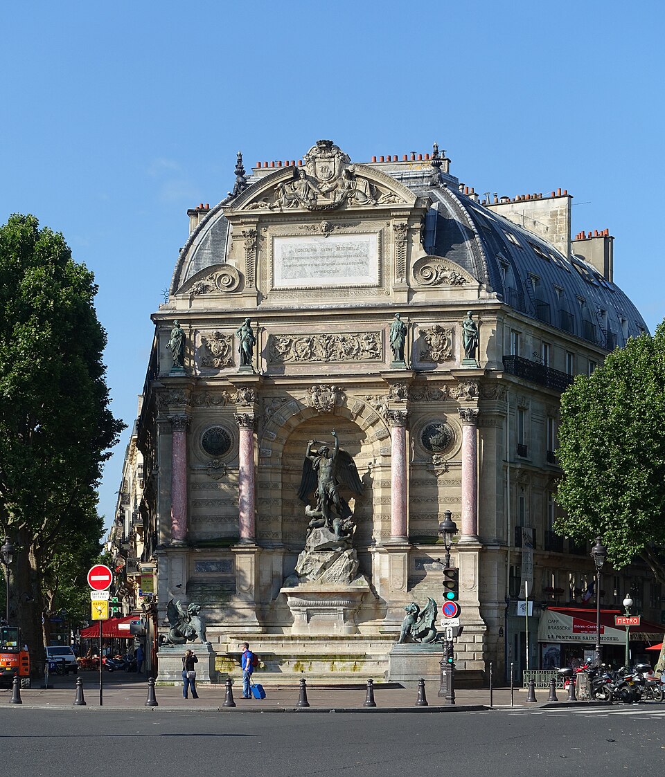 A photograph of fontaine Saint-Michel