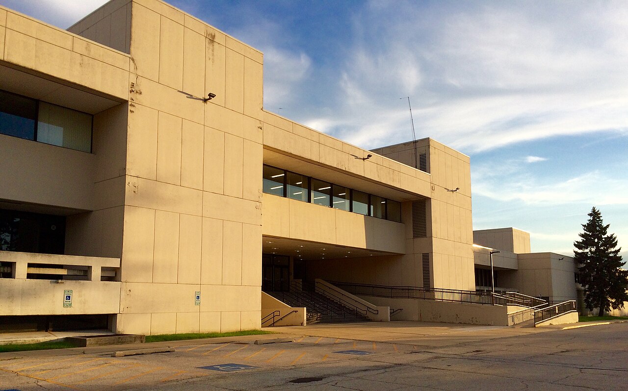 صورة West Ridge High School