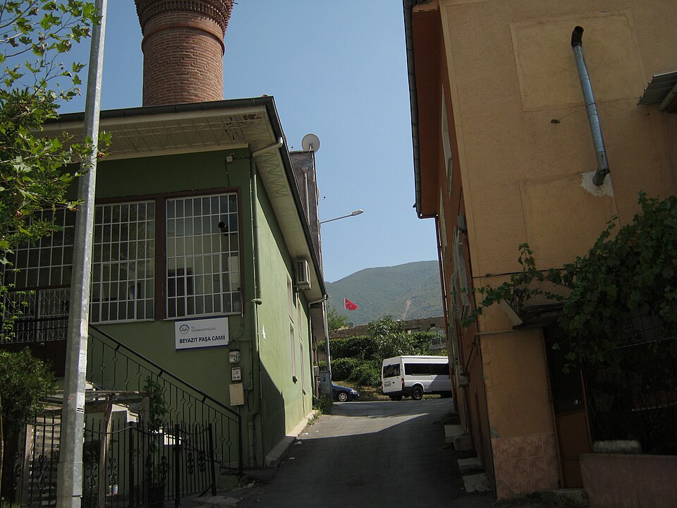 A photograph of Yıldırım Bayezid Mosque, Alaşehir