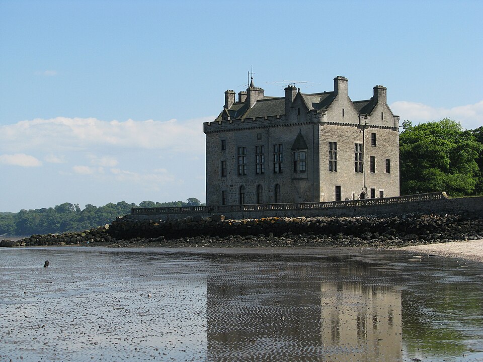 A photograph of Barnbougle Castle