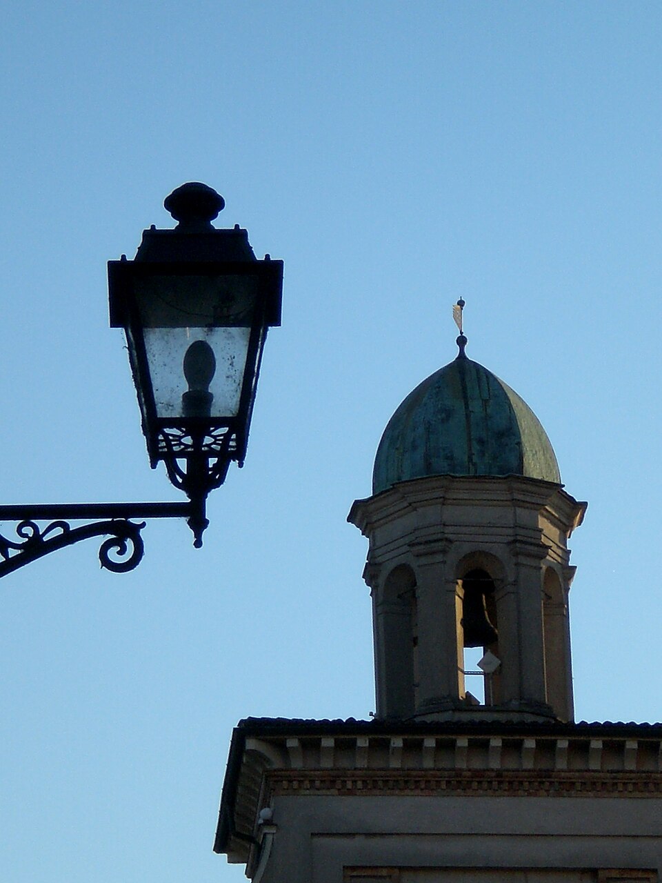 A photograph of Crema