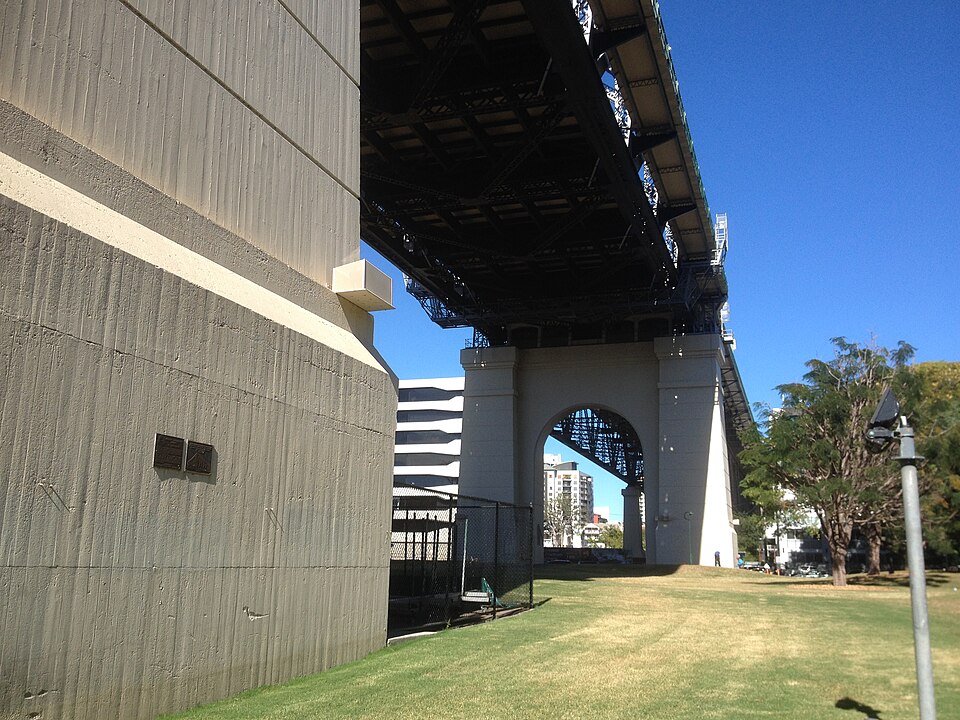 Story Bridge
