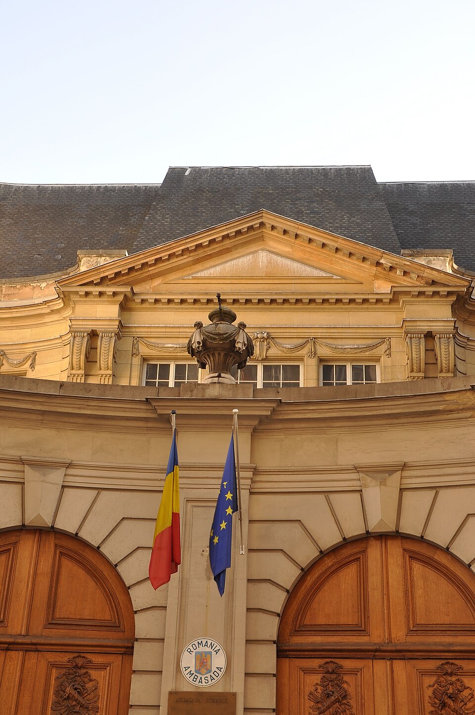 A photograph of Hôtel de Béarn