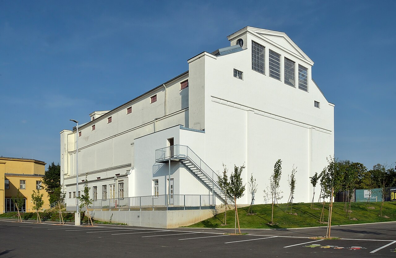 ehem. Rosenhügel-Filmstudios (Halle I/VI)