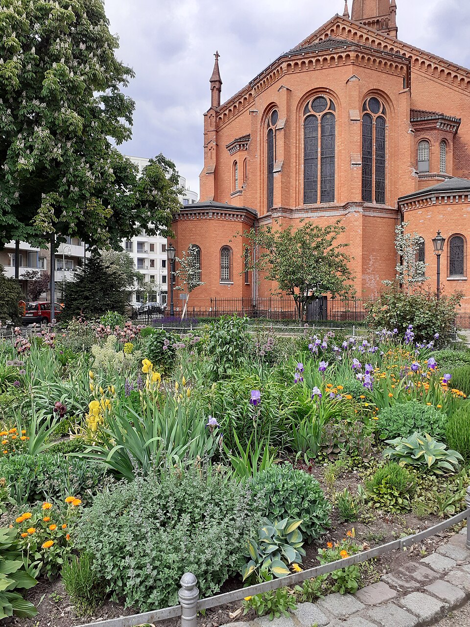 A photograph of Zwölf-Apostel-Kirche