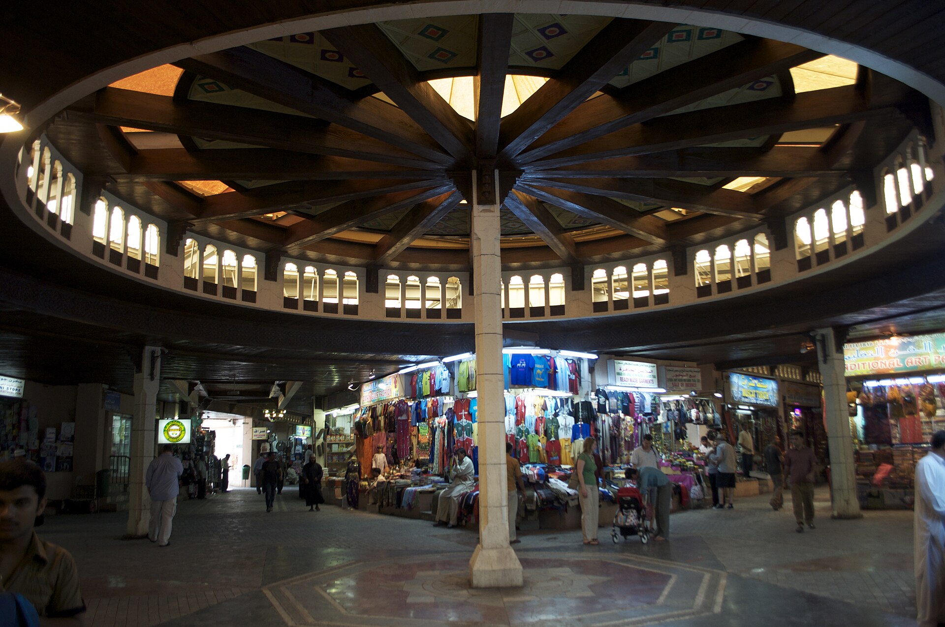 A photograph of سوق مطرح