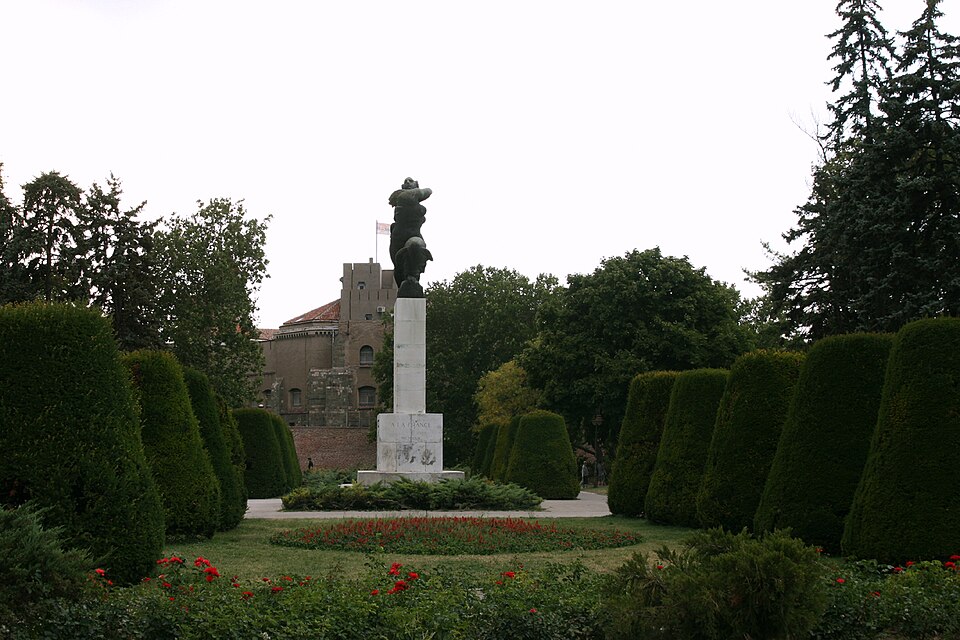 A photograph of Monument of Gratitude to France