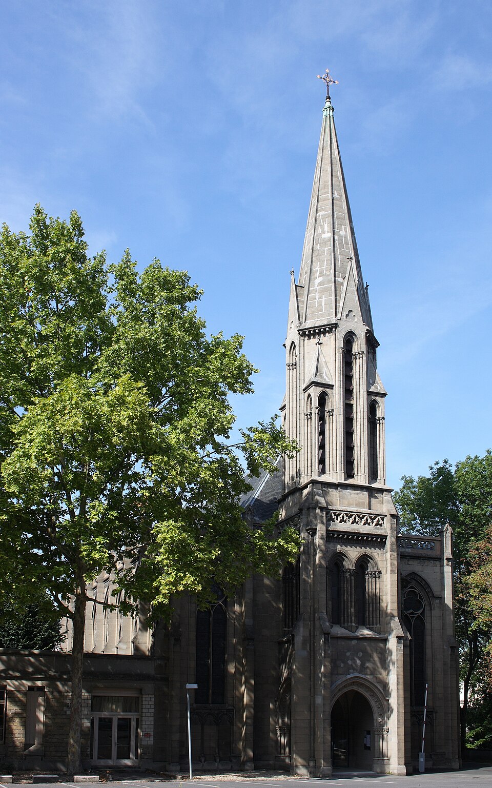 A photograph of Chapelle Sainte-Jeanne-d'Arc