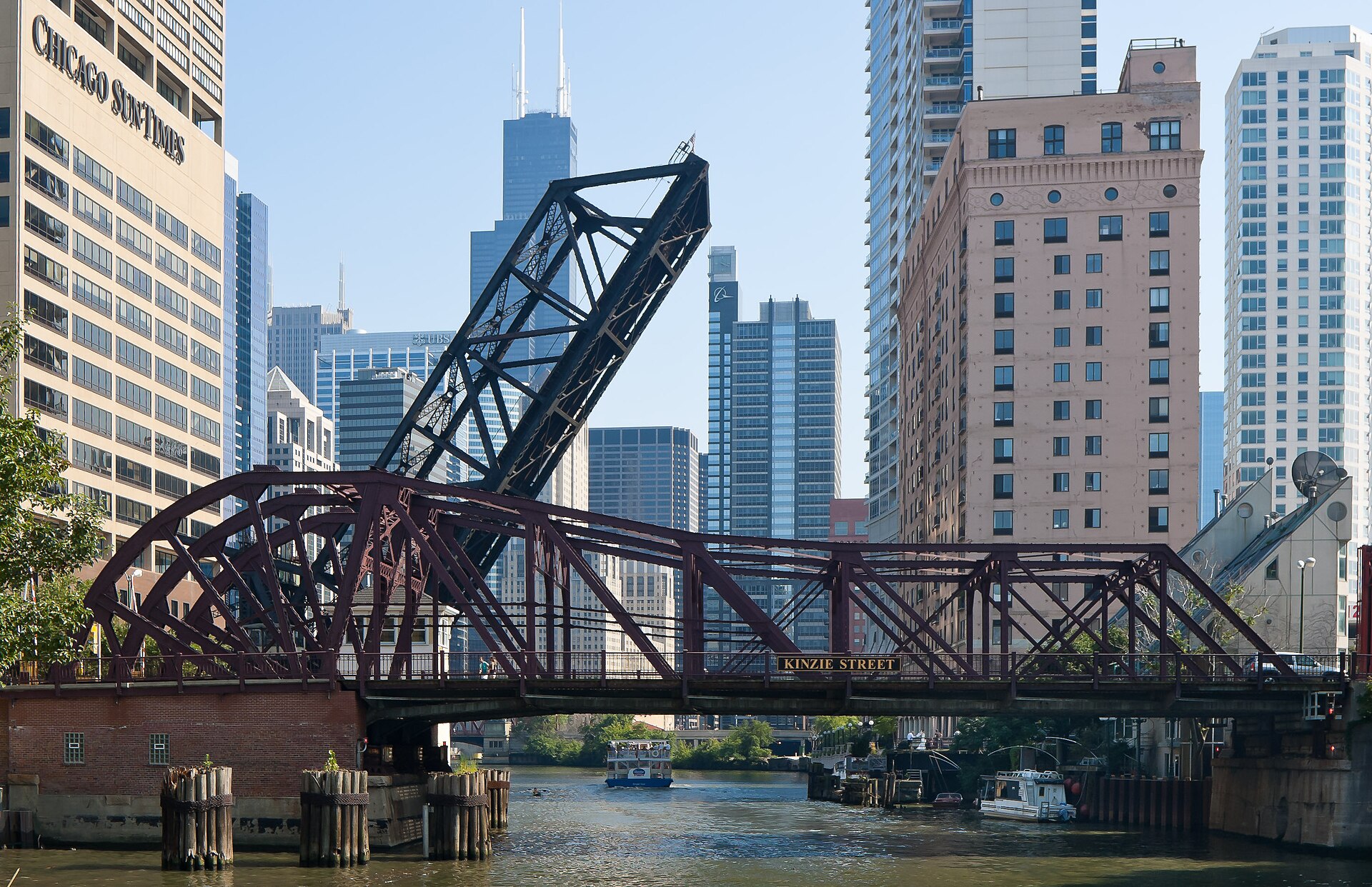 Kinzie Street Bridge