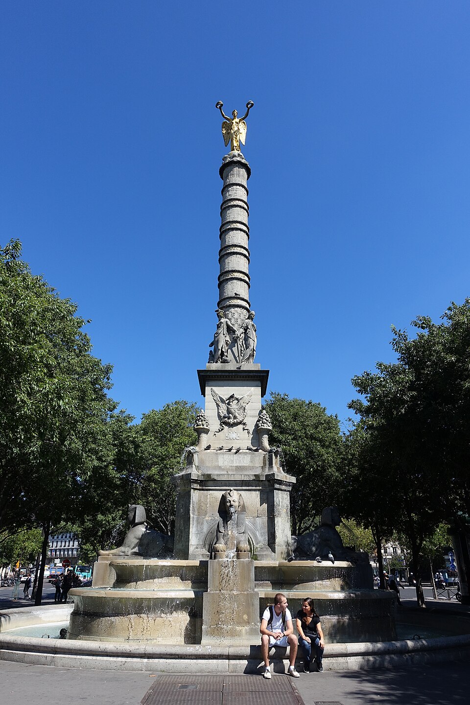 A photograph of fontaine du Palmier