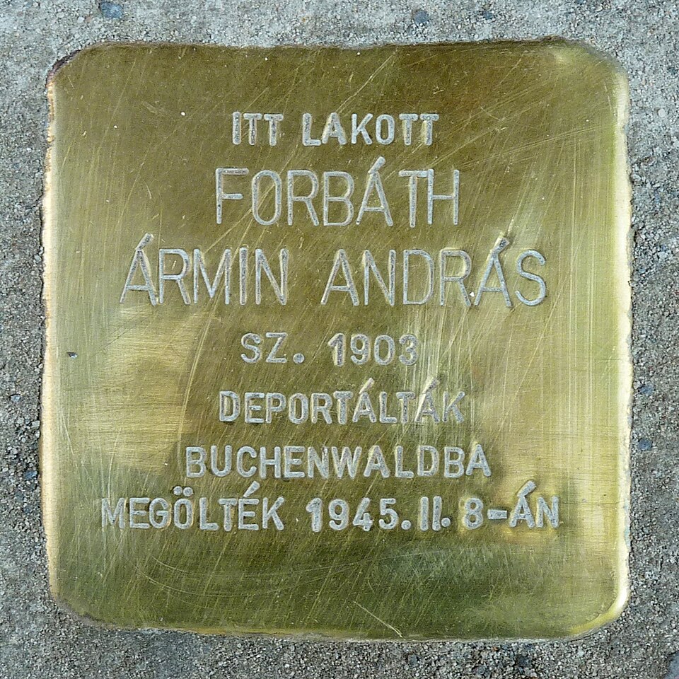 A photograph of Várfok Galéria