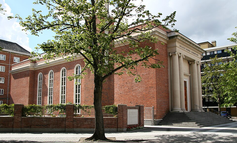 A photograph of Copenhagen Denmark Temple