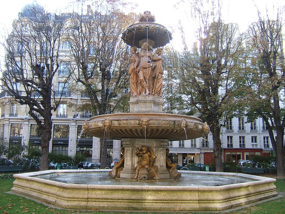 A photograph of fontaine Louvois
