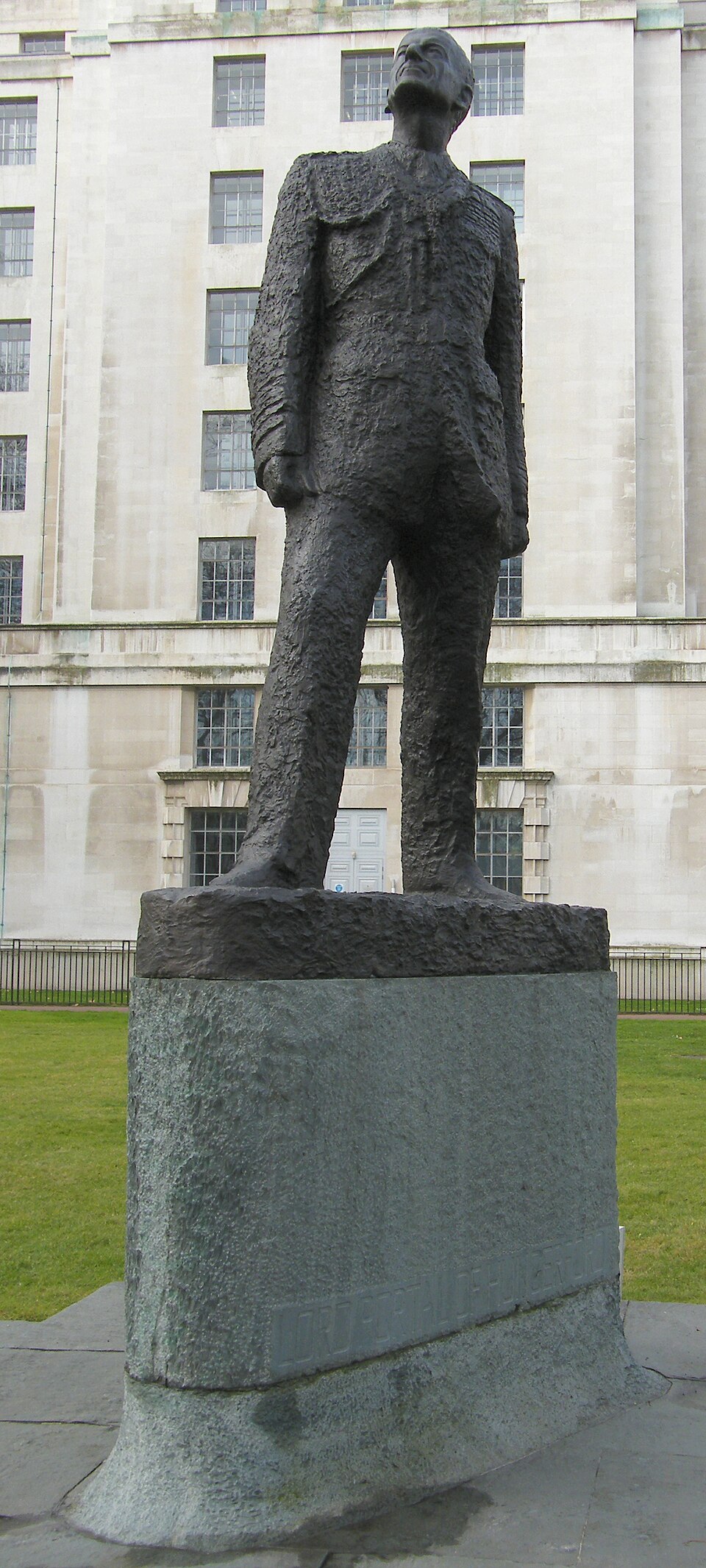 A photograph of Statue of Charles Portal, 1st Viscount Portal of Hungerford