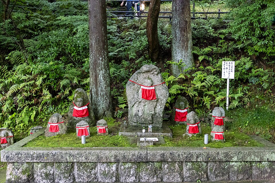 A photograph of Kiyomizu-dera Temple