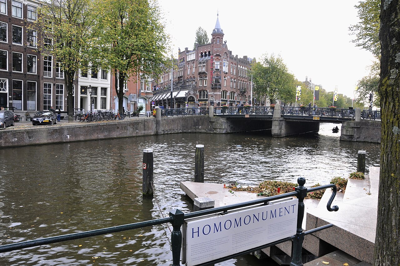 Homomonument fotoğrafı