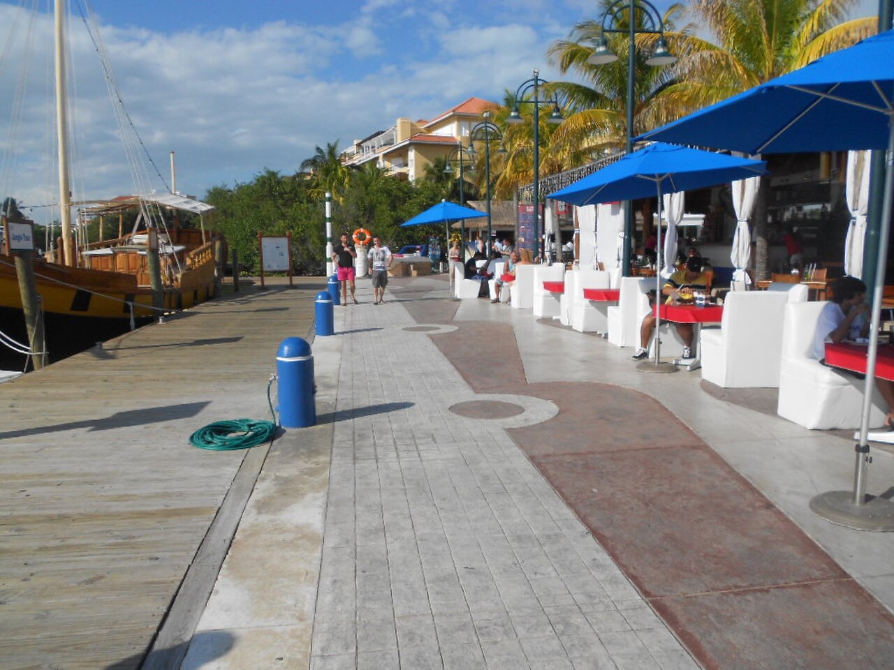 La Isla Mall fotoğrafı