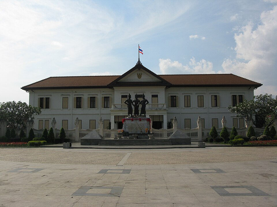 A photograph of Three Kings Monument