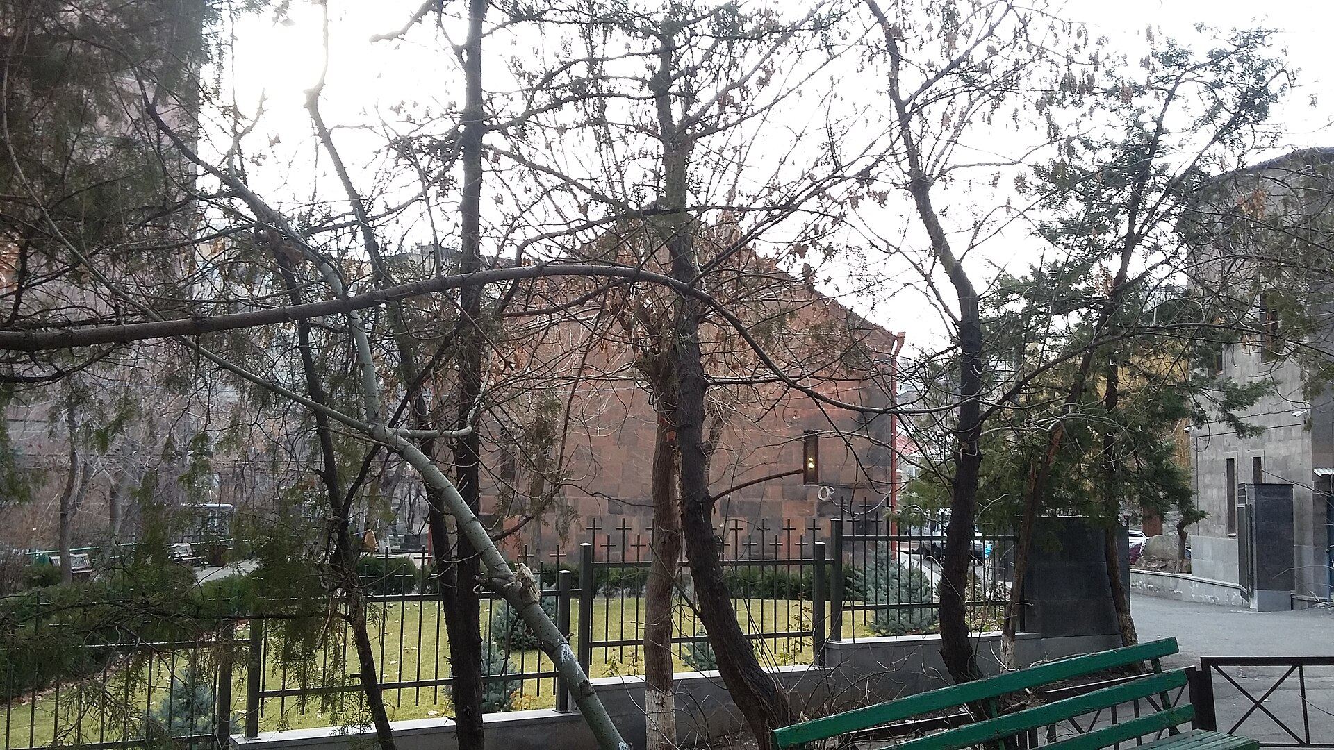 Սուրբ Զորավոր եկեղեցի