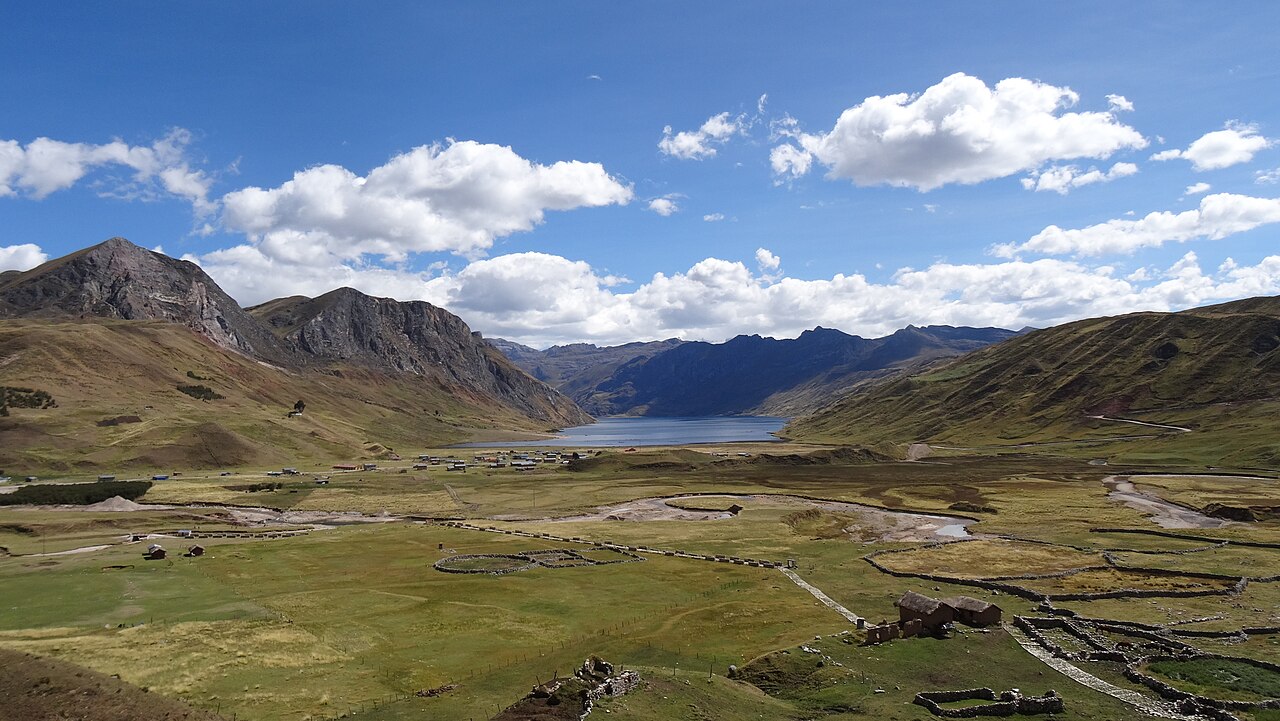 Una fotografia di Laguna Lauricocha