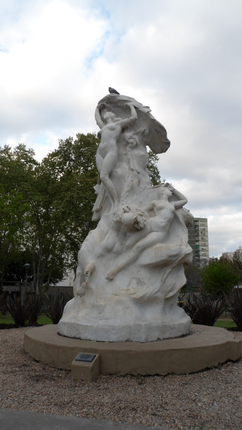 A photograph of Parque La Aurora