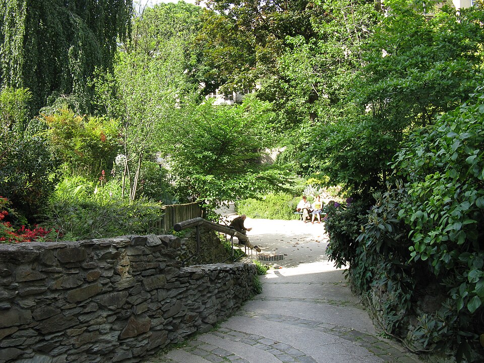A photograph of square Roger-Stéphane