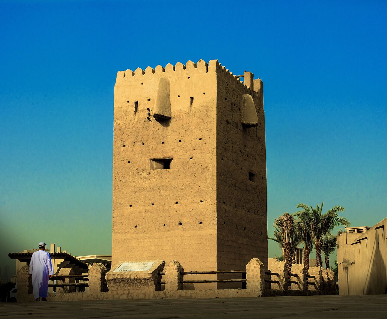 Al Shandagah Watch Tower의 사진