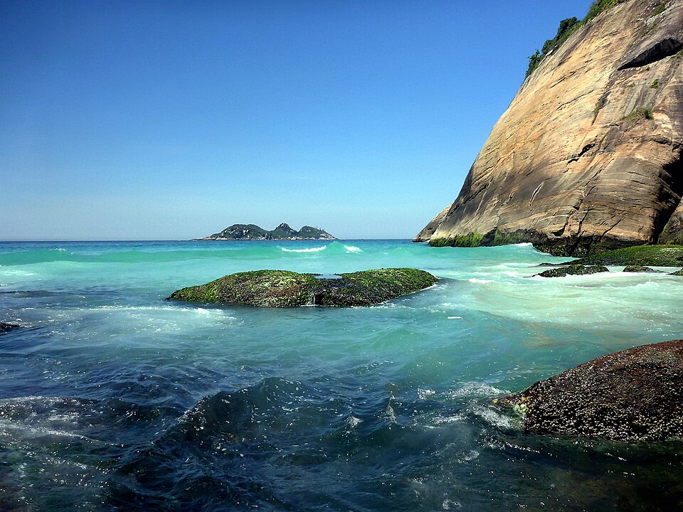 A photograph of Praia da Joatinga