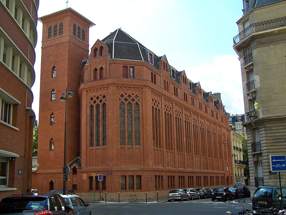 A photograph of Couvent Saint-François