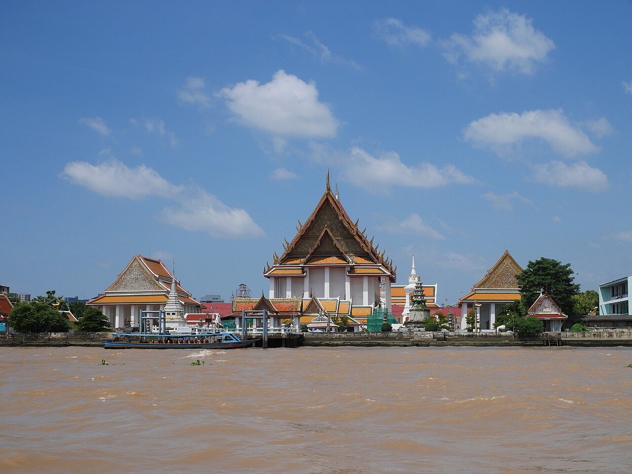 A photograph of เขตธนบุรี
