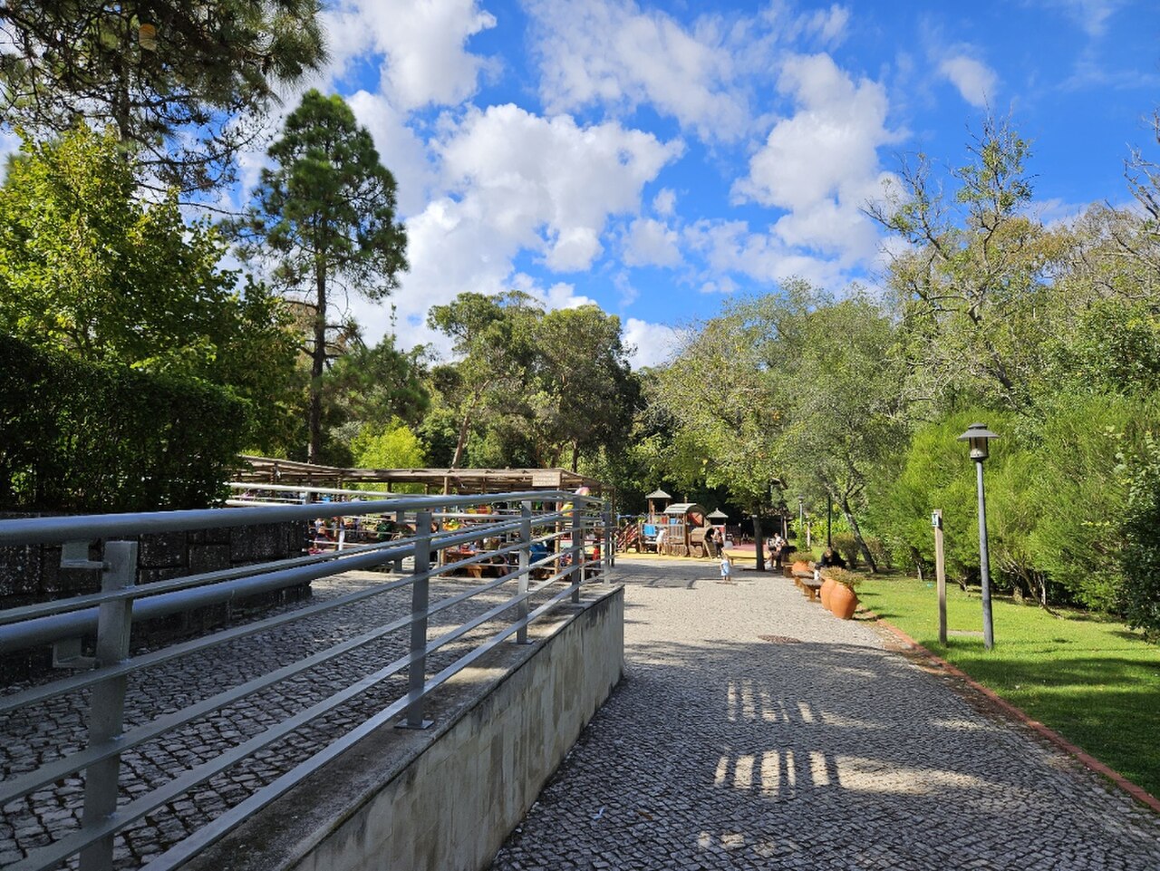 Una fotografia di Parque Infantil do Alvito
