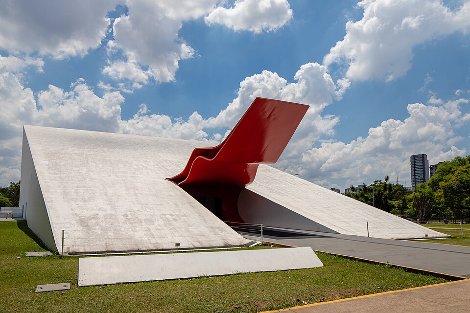 A photograph of Ibirapuera Auditorium