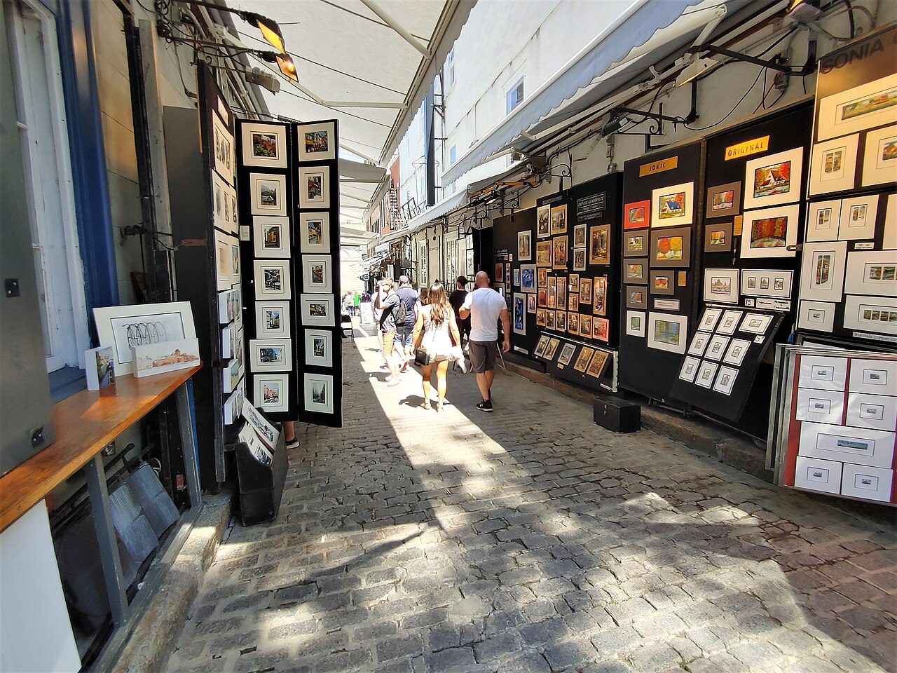 Ein Foto von Rue du Trésor