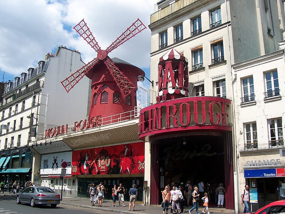 A photograph of Moulin Rouge