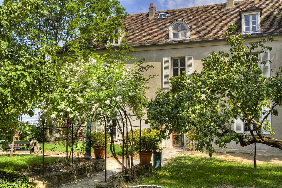 A photograph of Musée de Montmartre