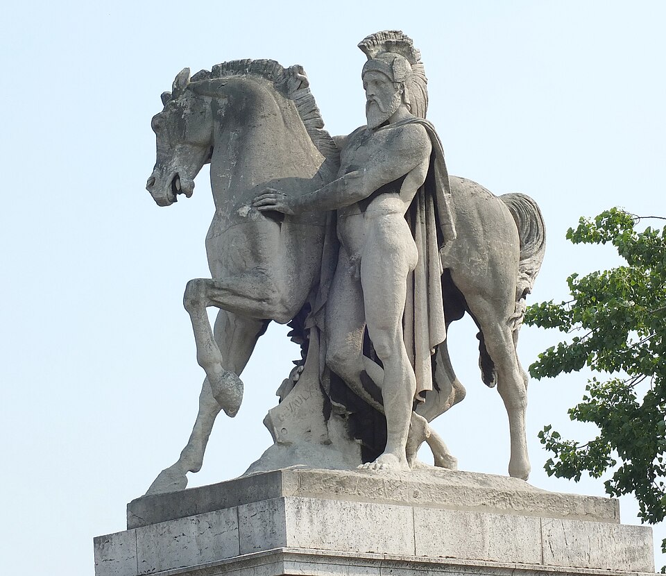 A photograph of Le Cavalier grec (The Greek Horseman)