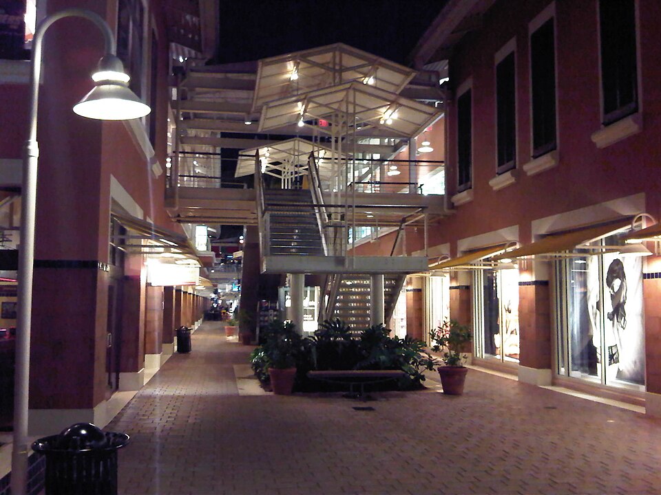 A photograph of Bayside Marketplace