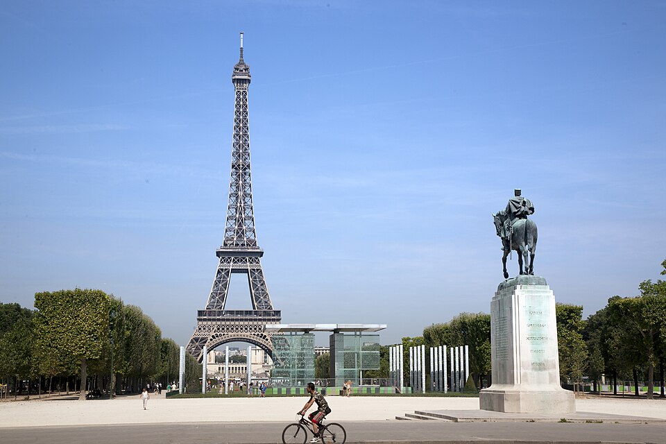 A photograph of equestrian statue of Maréchal Joffre