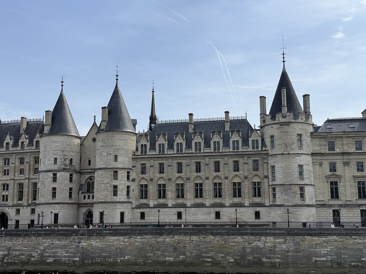 Conciergerie fotoğrafı
