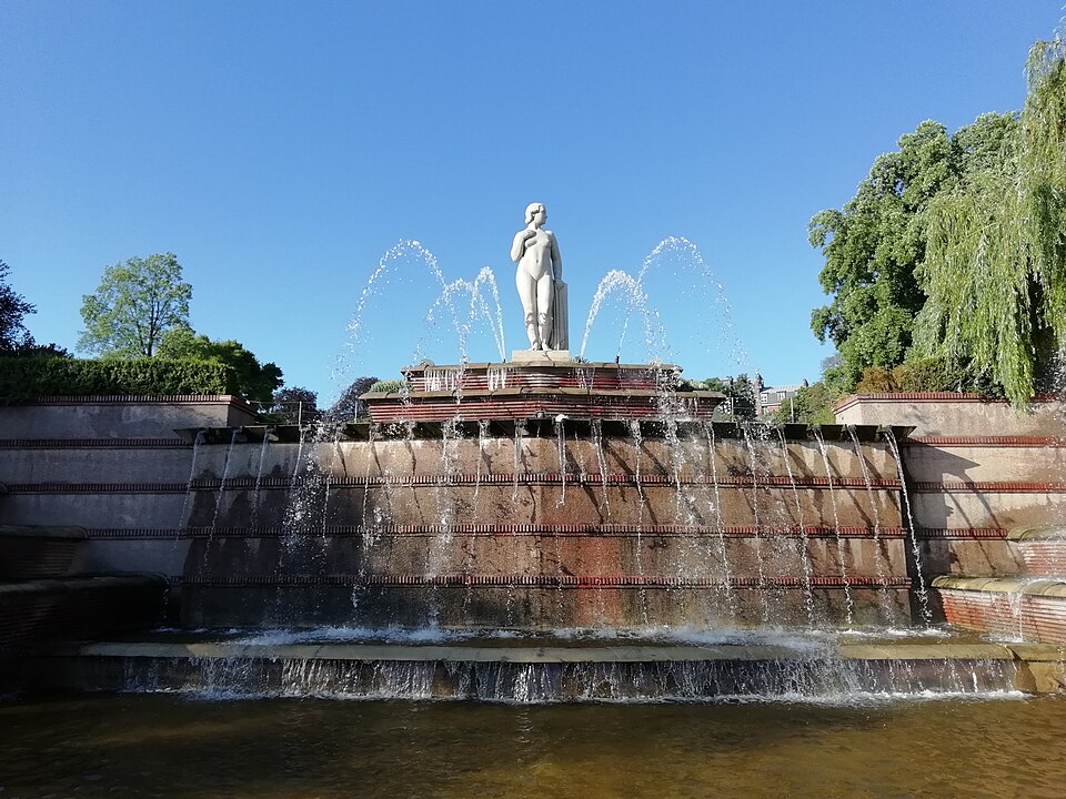 A photograph of Eve