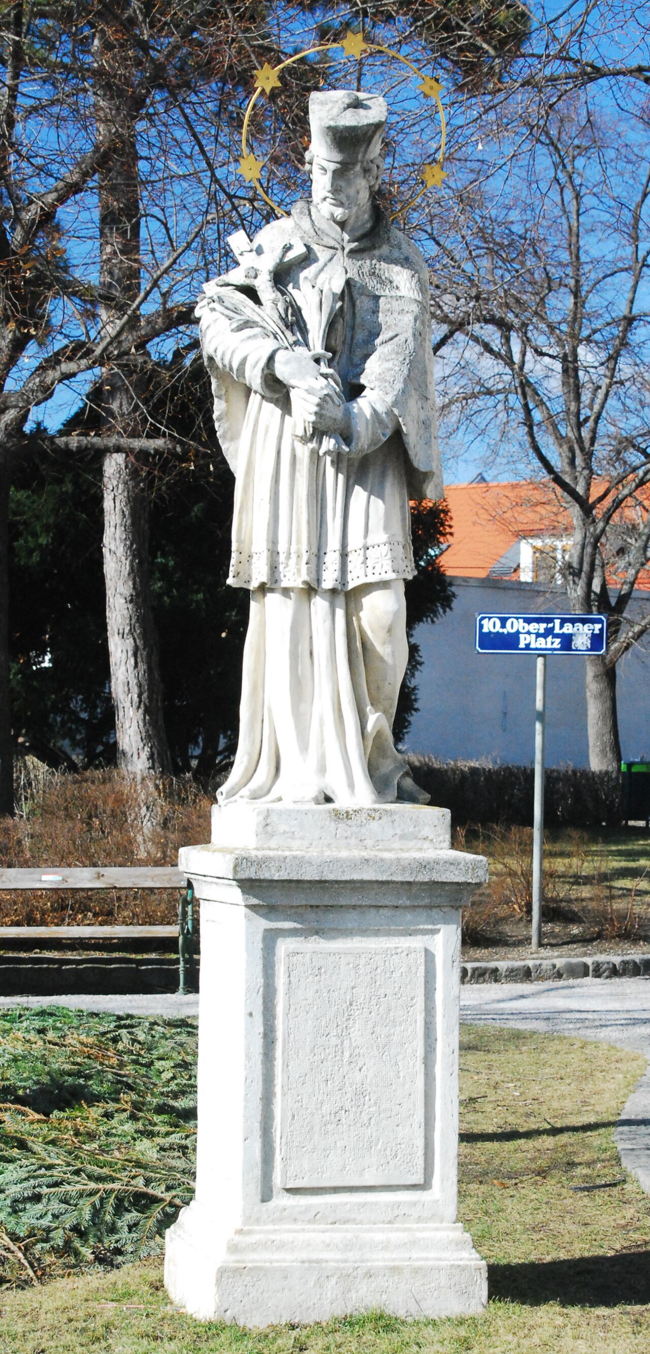 Johannes-Nepomuk-Statue