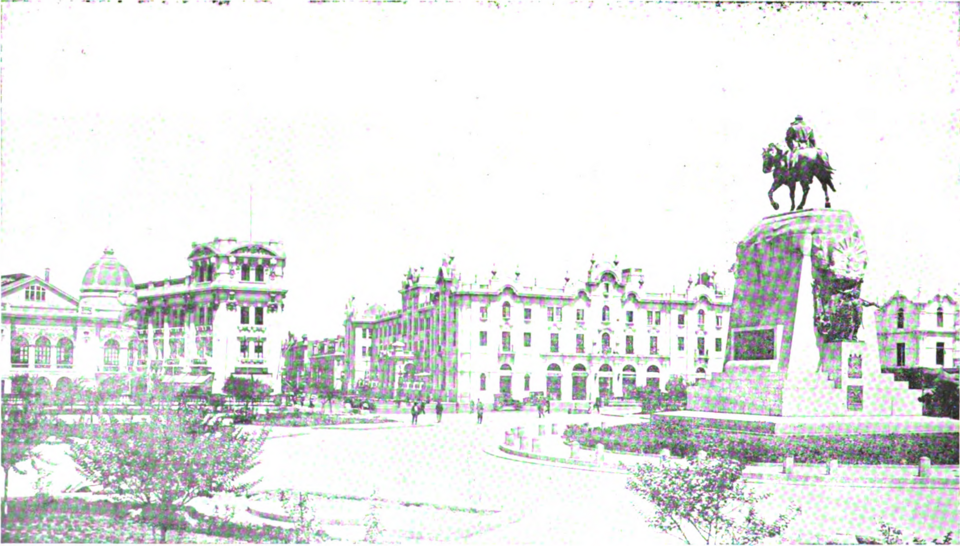 A photograph of San Martín Square