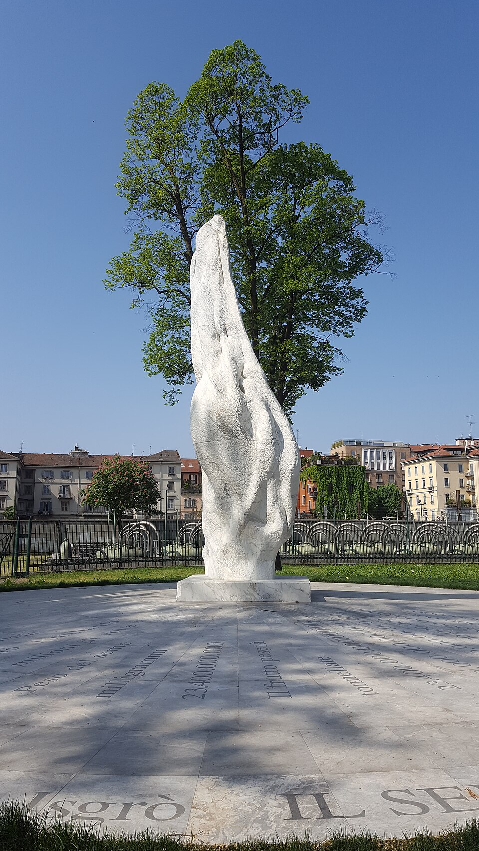 A photograph of Palazzo dell'Arte Bernocchi