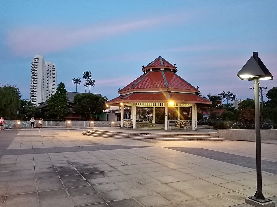 A photograph of Rama VIII Park
