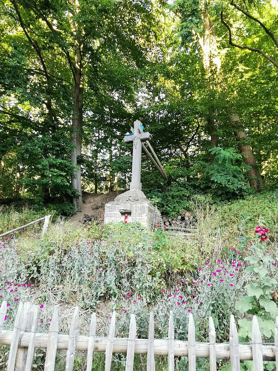 A photograph of Duden Park