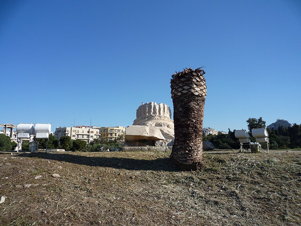 A photograph of Temple of Olympian Zeus