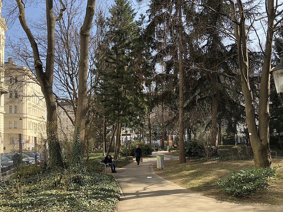 A photograph of Schmalzhoftempelpark