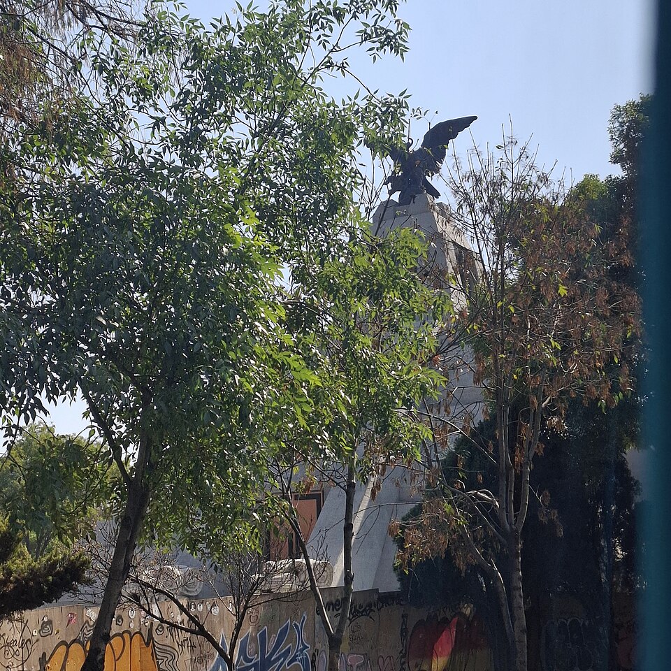 A photograph of Monumento a La Raza