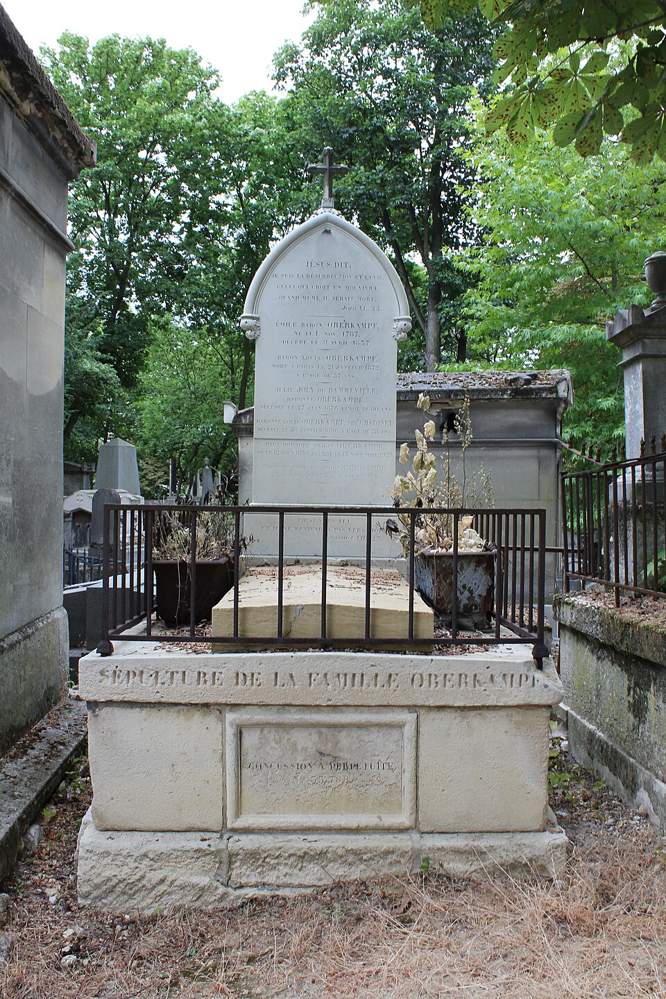 A photograph of Grave of Oberkampf